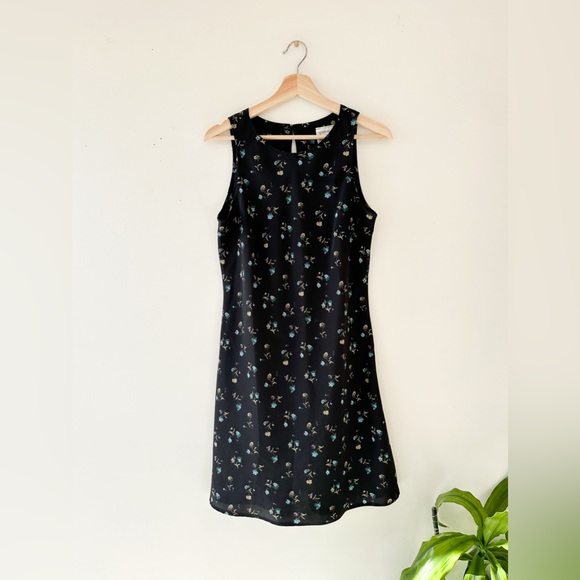 Vintage Emblem Dress - Floral - Size: Medium - Picture 8 of 8